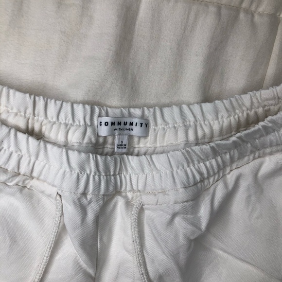 Aritzia Shorts - Picture 3 of 4